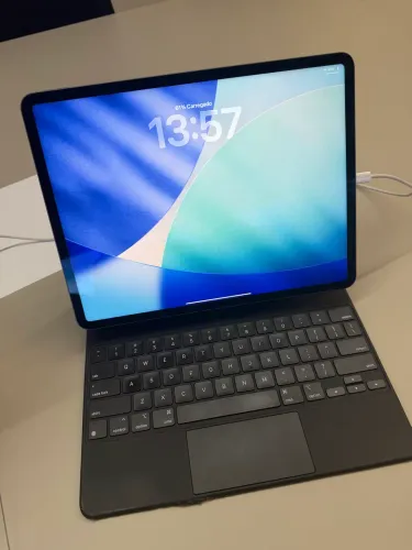 iPad Pro 12.9 - 5th geração 