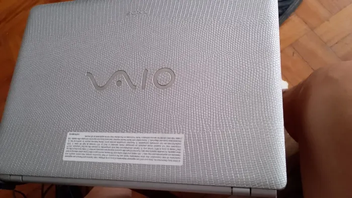 NOTEBOOK SONY VAIO VGN-FE550 - MODELO PCG-5L3L - TELA 15.4" - LIGA NORMAL - P/ ESTUDO