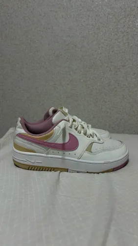 Tênis Nike Gamma Force Feminino