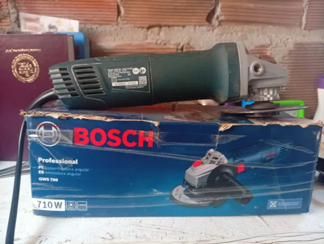 Vendo essa esmerilhadeira