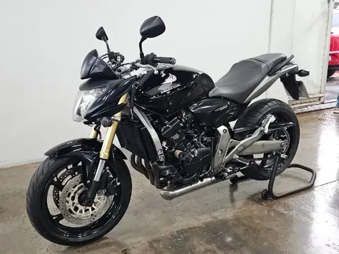 Honda CB 600F Hornet - 2008 (Conservada / Histórico Limpo)