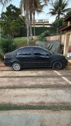 Volkswagen Polo Sedan 1.6 MI 101cv 8V 4P 2004