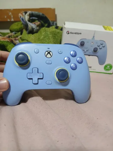 CONTROLE EM PERFEITO ESTADO, GANHEI DE PRESENTE MAS NÃO USEI, E TO QUERENDO PASSAR PRA FRE