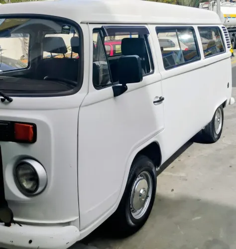 Volkswagen Kombi Standard 1.4 MI Total Flex 8V 2014