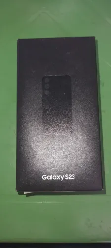 Samsung s23 com linhas