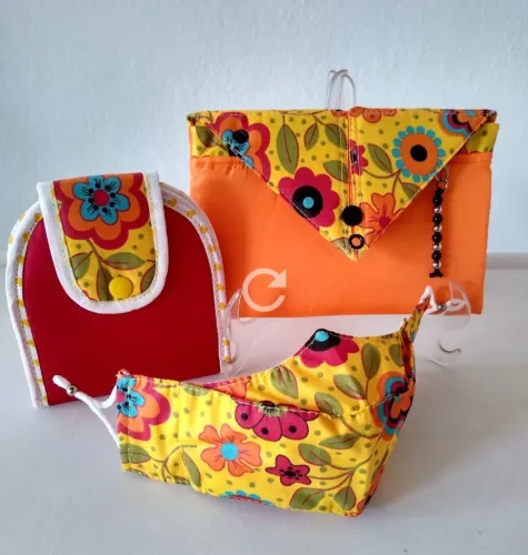Bolsa ,carteira e máscara