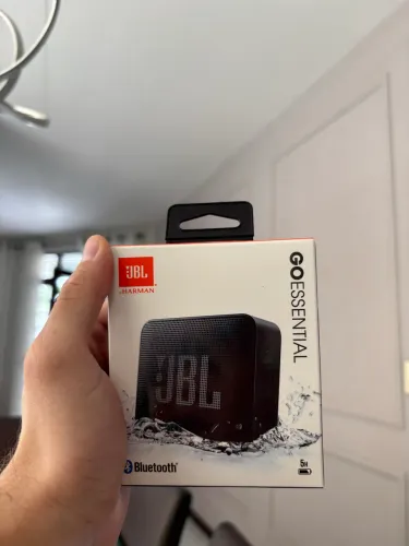 JBL GO ESSENTIAL