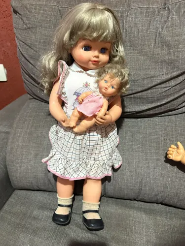 Boneca mãezinha antiga