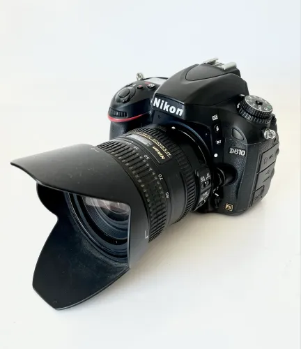 Câmera Nikon DSLR D610 + carregador e DUAS baterias! Nova!!!! Impecável!!!