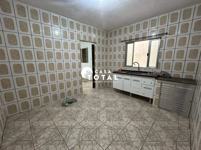 Casa com 2 quartos para aluguel no bairro Jardim Nóbrega em Mauá |