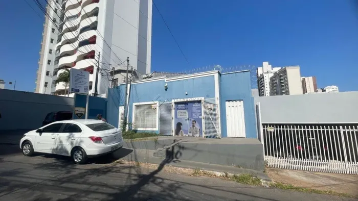 Casa comercial disponivel para locação no Centro de Cuiabá