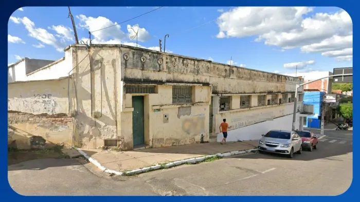 PRÉDIO COMERCIAL - Travessa Eliba, 215, Orós/CE, Área do terreno de 1.860,92m² - Oros/CE
