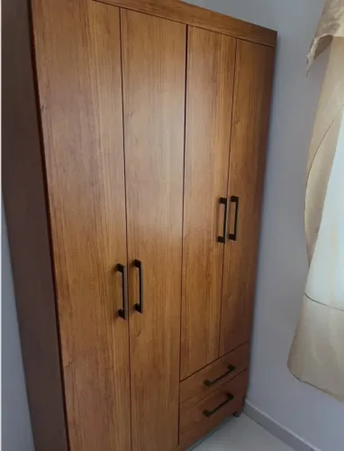 Promoção Guarda Roupa Marrom 4 portas - 16/4/26