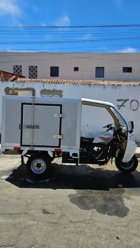 MOTOCAR TUCTUC 2017