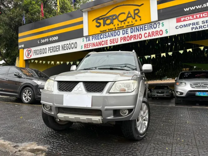 Mitsubishi Pajero TR4 GLS 2.0 Flex 16V 4X4 Mec. 2012