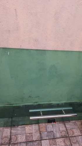 Vendo porta de vidro!