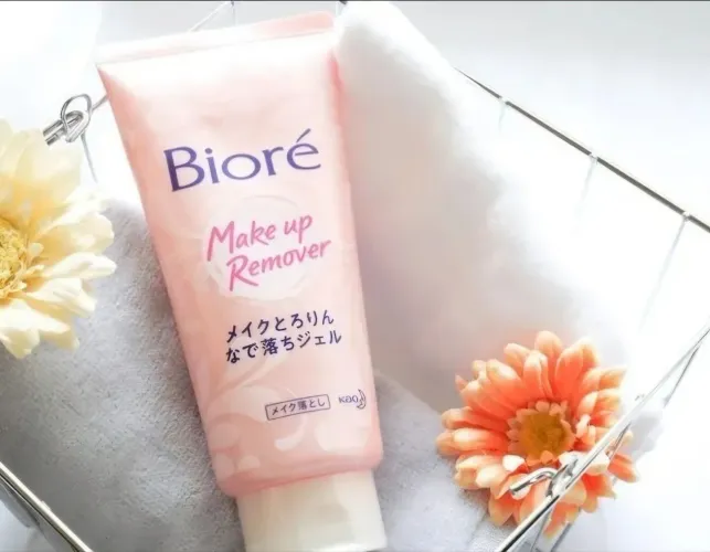 Bioré Make-up Remover