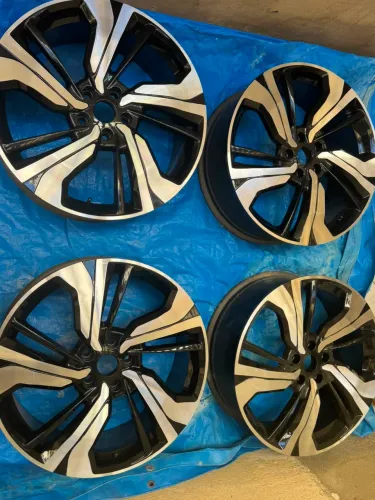 Jogo de roda Aro 20 Honda civic 5 furos preto diamantado