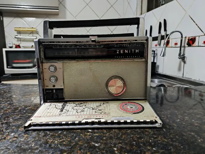 Rádio Zenith roial 3000 AMFM