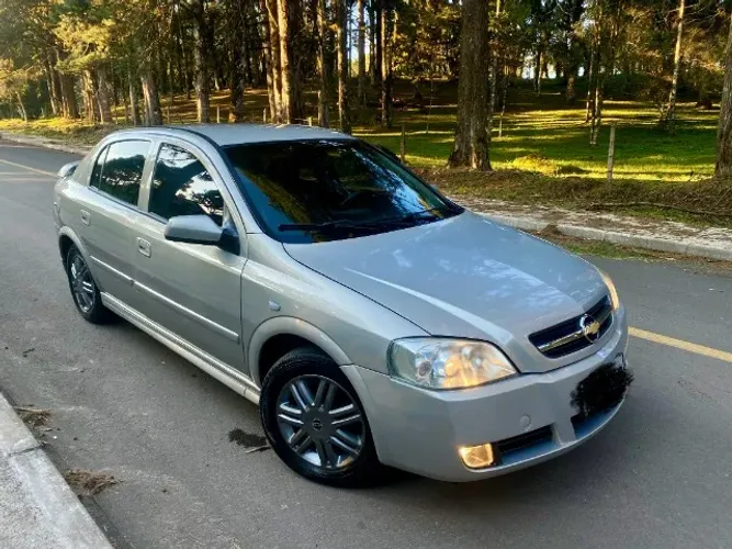 Chevrolet Astra 2.0 8V/ CD 2.0 8V Hatchback 5P MEC 2004