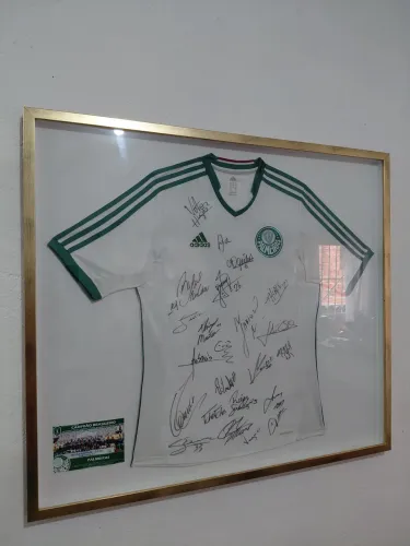 Camisa autografada do Palmeiras