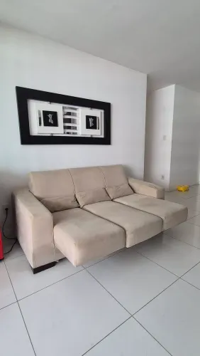 Sofá retrátil nos 3 lugares