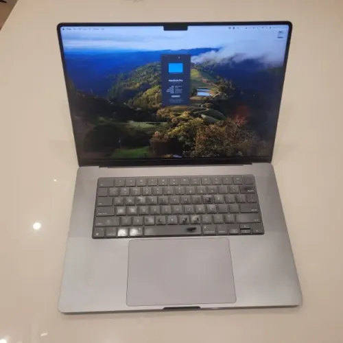 MacBook Pro 16" 36bg APPLE CARE 11/2026