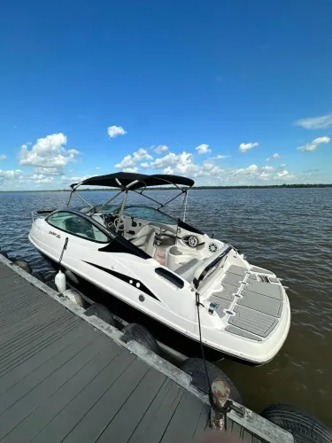 Lancha Focker 215i