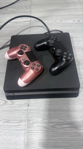 PS4 slim