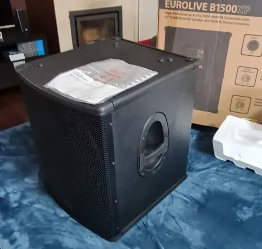 Sub-Woofer Ativo Eurolive B1500XP - Turbosound - 3.000W + 128dbSPL