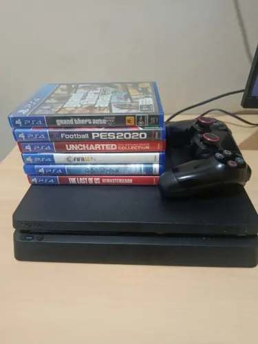 PS4 Slim 500GB em ótimo estado