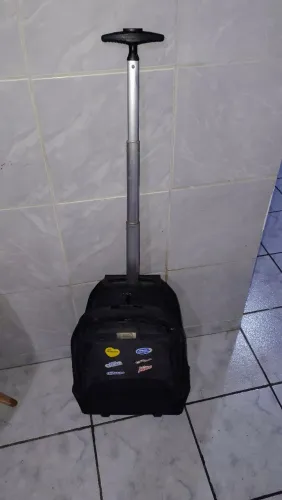 Mala / Bolsa com rodinhas