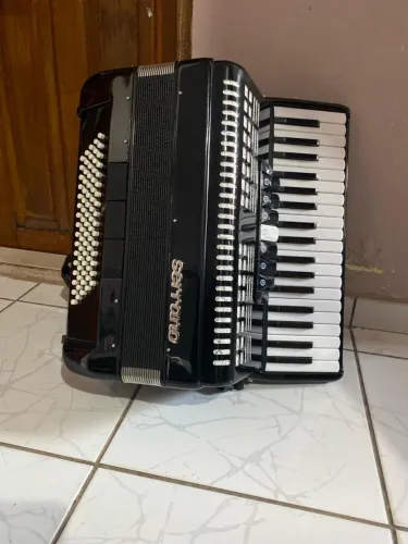 Acordeon Serrano, 37k, 80 baixos