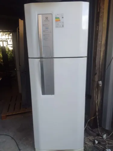 Geladeira Electrolux DF49 459 litros