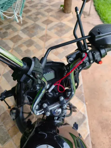 VENDO: Honda 160 Ano 2024 (Batida) - Oportunidade para Reforma ou Peças