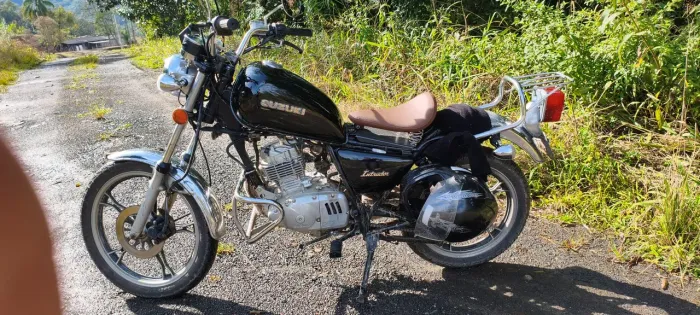 Suzuki Intruder Banco Solo 
