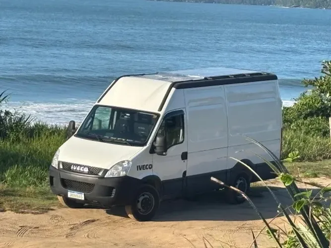 Iveco Daily Furgão Daily 45-170 Furgão 3.0 12m³ (die)(e5) 2013