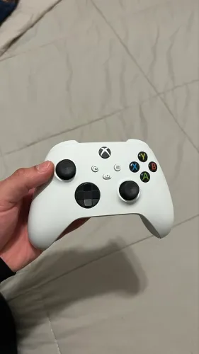 Controle Xbox Series com Hall Effect