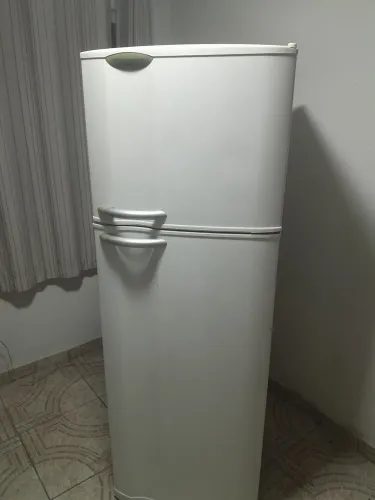 Geladeira electrolux duplex 367 lts 110V