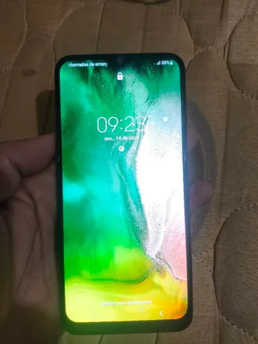Samsung A20 32GB Tela Oled