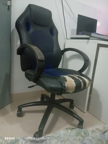 CADEIRA DE COURO 