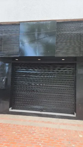 Aluga-se Sala Comercial no Centro da Cidade