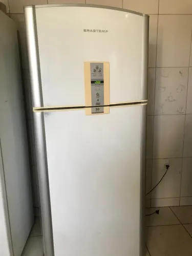 Vendo geladeira Brastemp 