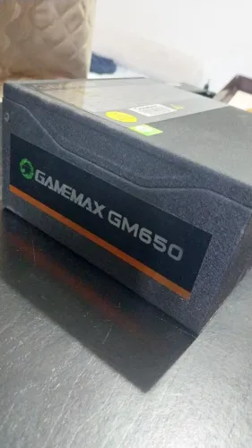 Fonte Gamemax 650W 80 Plus
