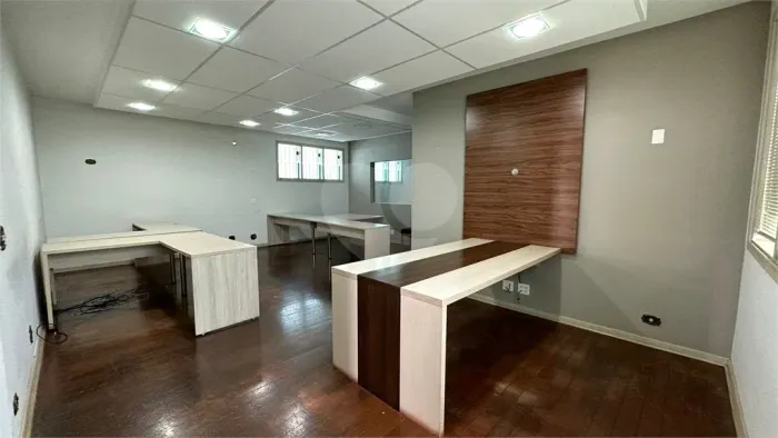 Casa Térrea para alugar com 5 quartos em Cidade Jardim, Piracicaba