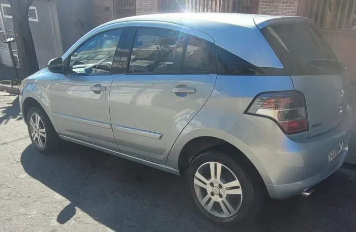 Chevrolet Agile LTZ 1.4 MPFI 8V Flexpower 5P 2013