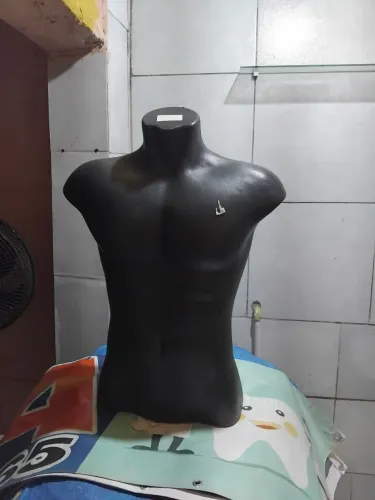 2 Manequins para camiseta
