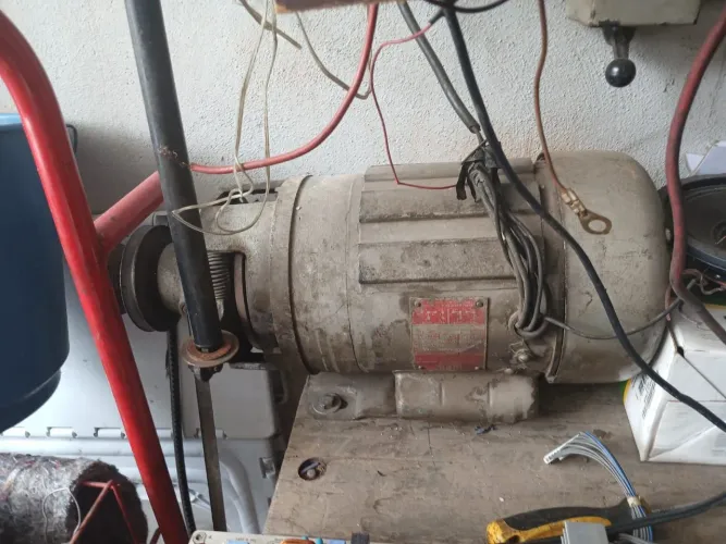 Motor de máquina de costura industrial
