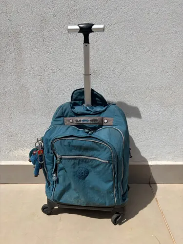 Mochila Kipling com rodinhas