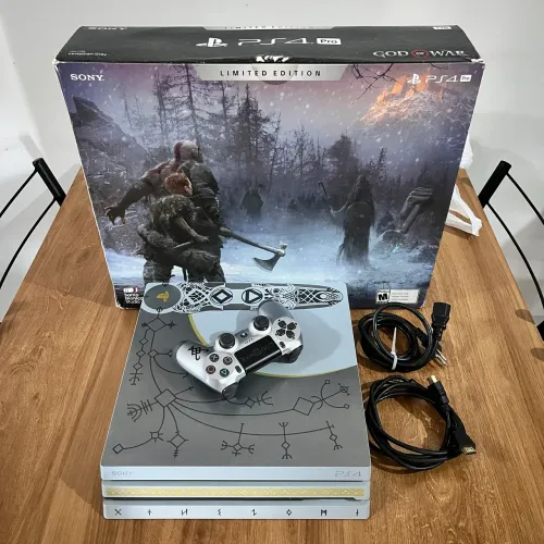 PS4 pró versão God of War